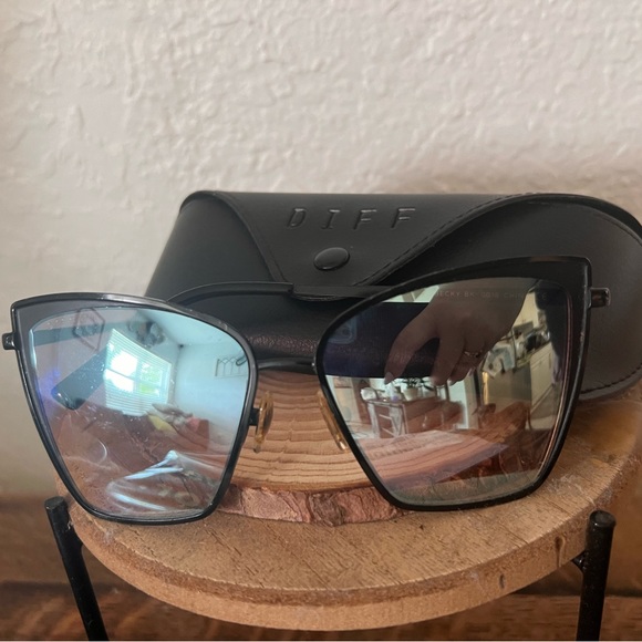 Diff Eyewear Accessories - DIFF Eyewear Becky Sunglasses